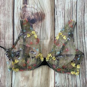 Victorias Secret Dream Angels Unlined Plunge Bra 36D Floral Mesh Bra Lingerie
